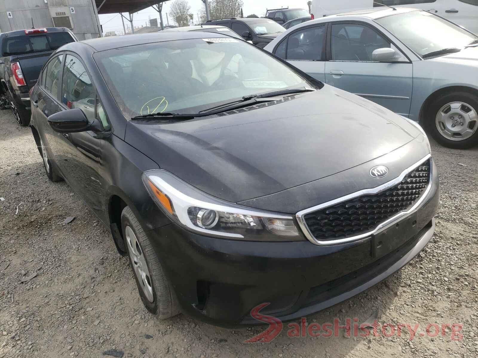 3KPFK4A79JE280064 2018 KIA FORTE