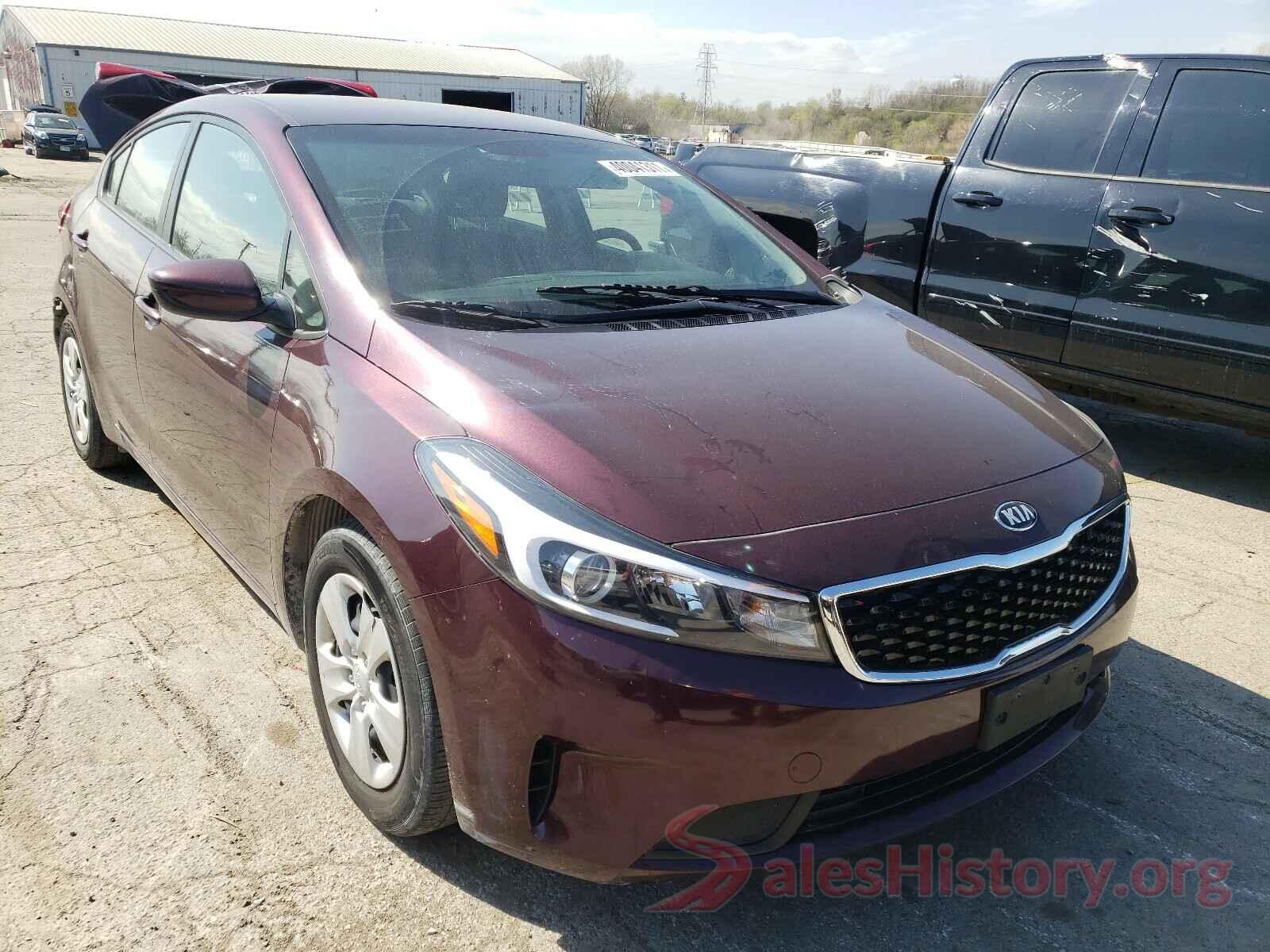 3KPFK4A76JE282595 2018 KIA FORTE