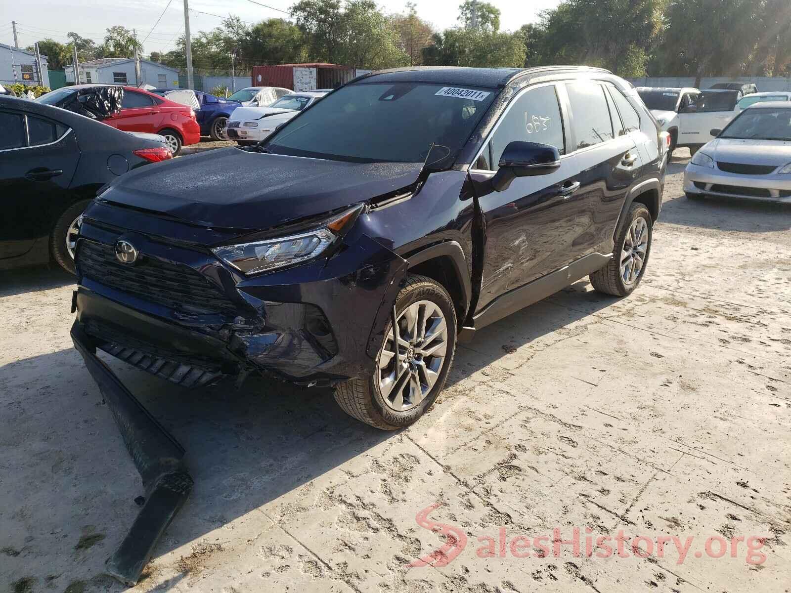 JTMC1RFV6LD519083 2020 TOYOTA RAV4