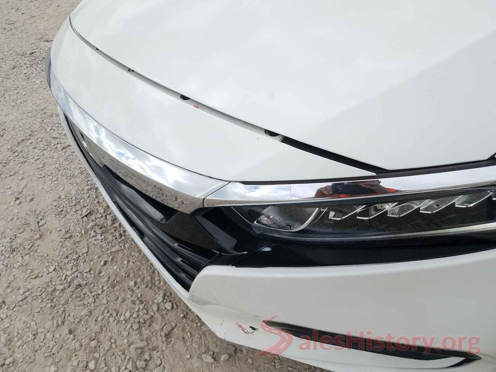 1HGCV1F16JA012574 2018 HONDA ACCORD