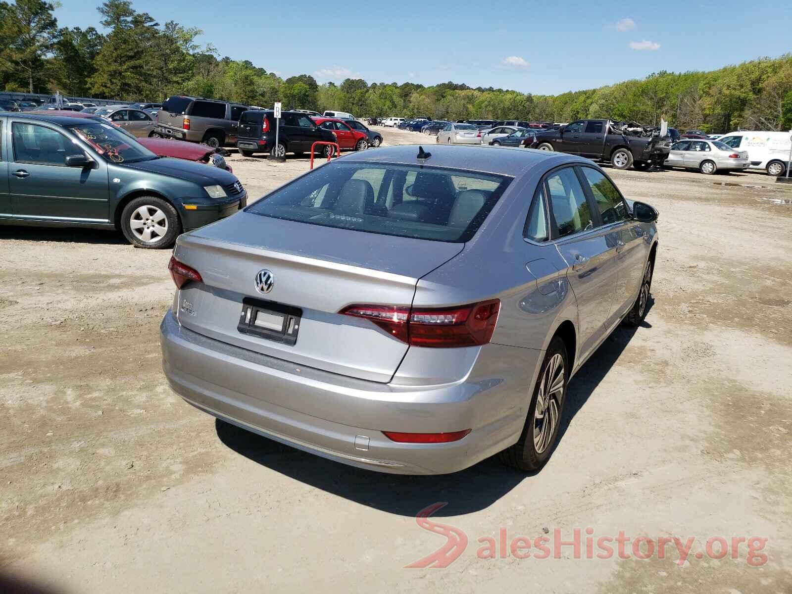 3VWEB7BUXLM040447 2020 VOLKSWAGEN JETTA