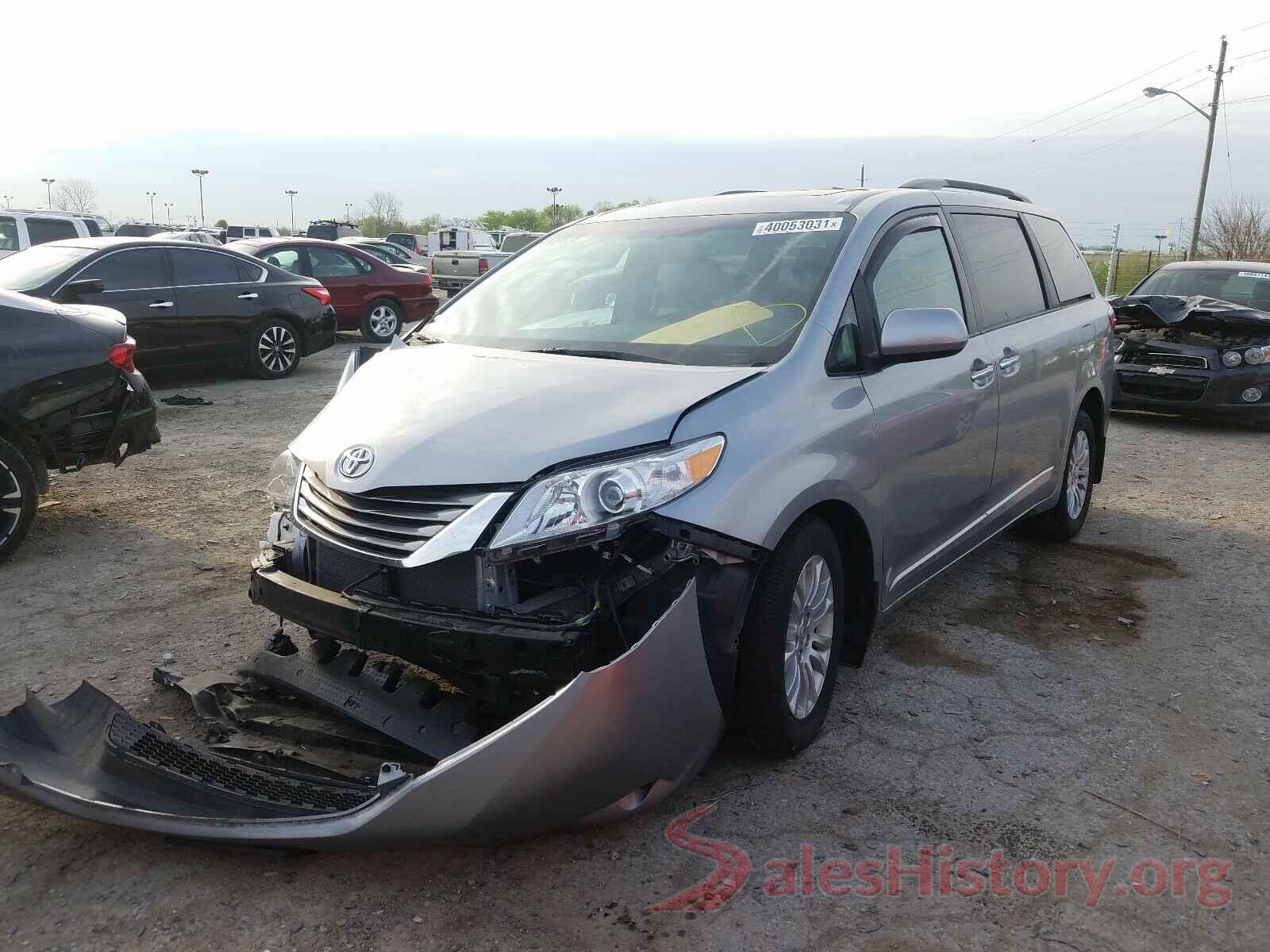 5TDYZ3DC9HS810654 2017 TOYOTA SIENNA