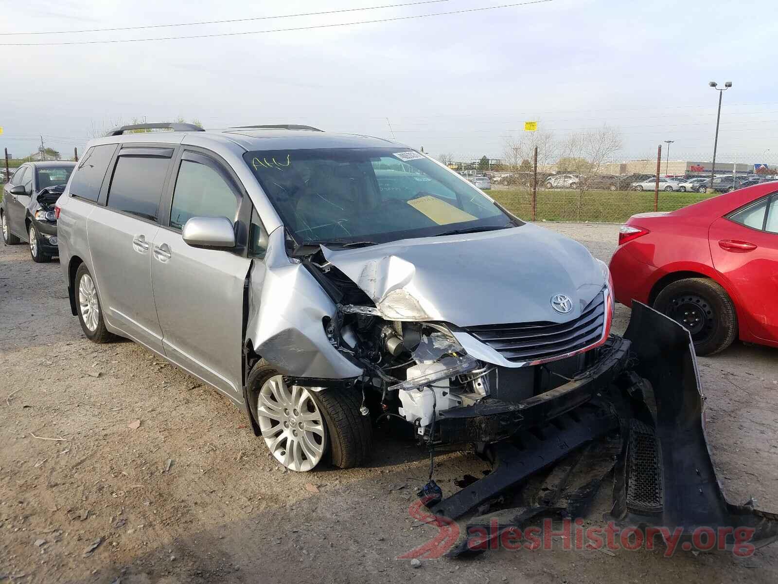 5TDYZ3DC9HS810654 2017 TOYOTA SIENNA