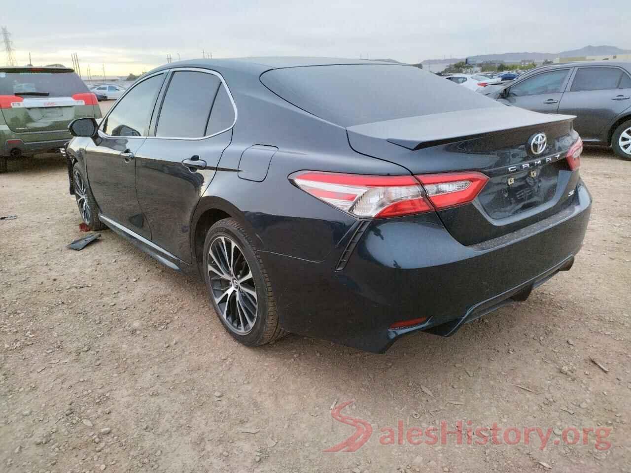 4T1B11HK4JU661876 2018 TOYOTA CAMRY