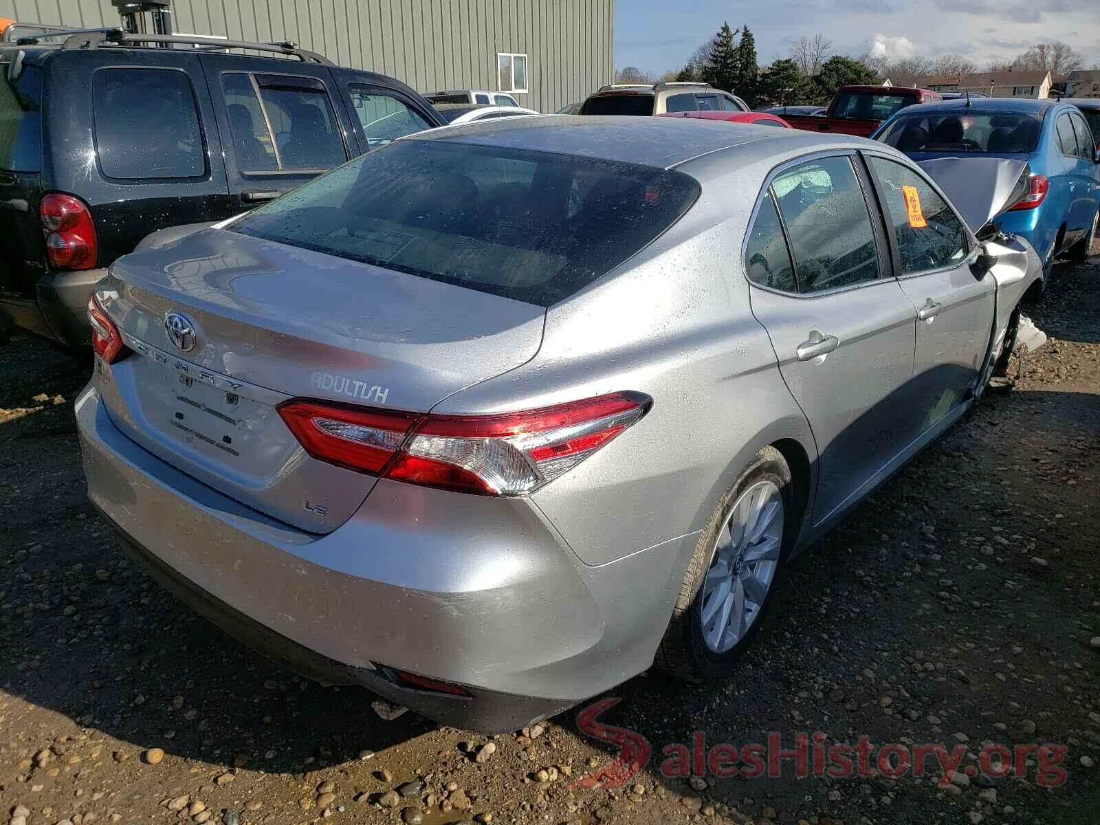 4T1B11HK1JU567678 2018 TOYOTA CAMRY