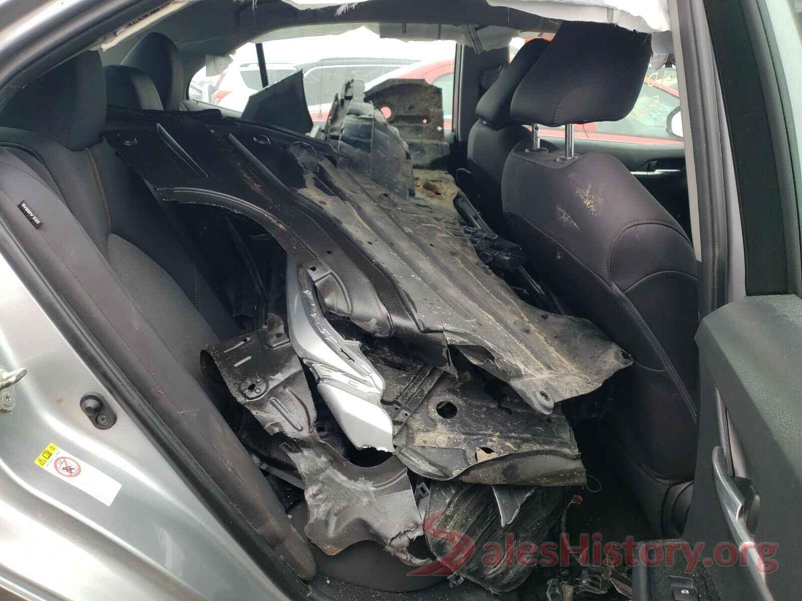 4T1B11HK1JU567678 2018 TOYOTA CAMRY