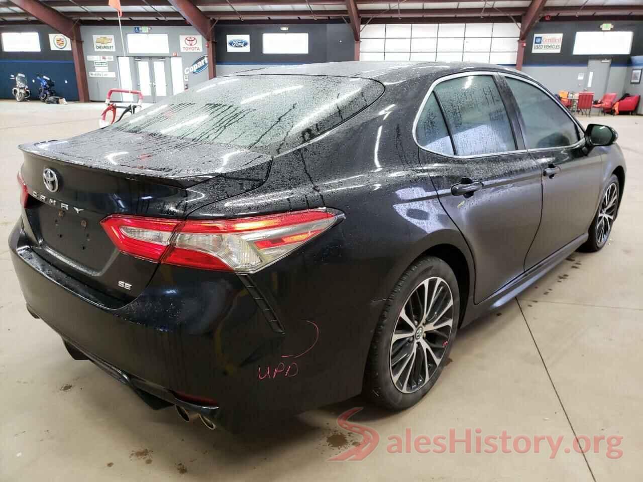 4T1B11HK6JU626479 2018 TOYOTA CAMRY