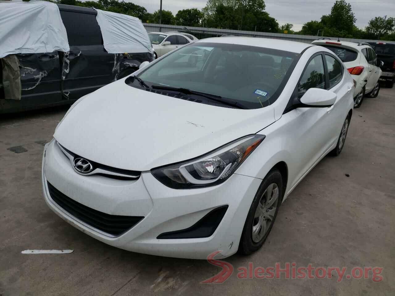 5NPDH4AE8GH753008 2016 HYUNDAI ELANTRA