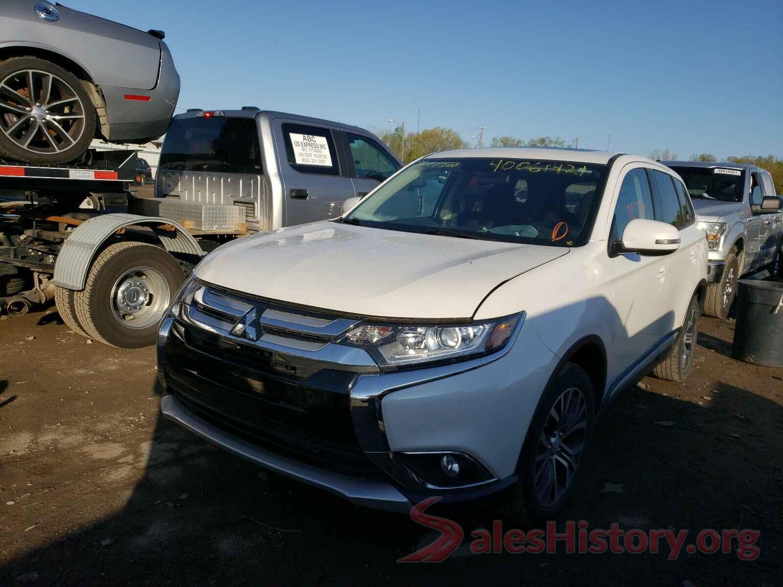 JA4AZ3A31HZ040917 2017 MITSUBISHI OUTLANDER