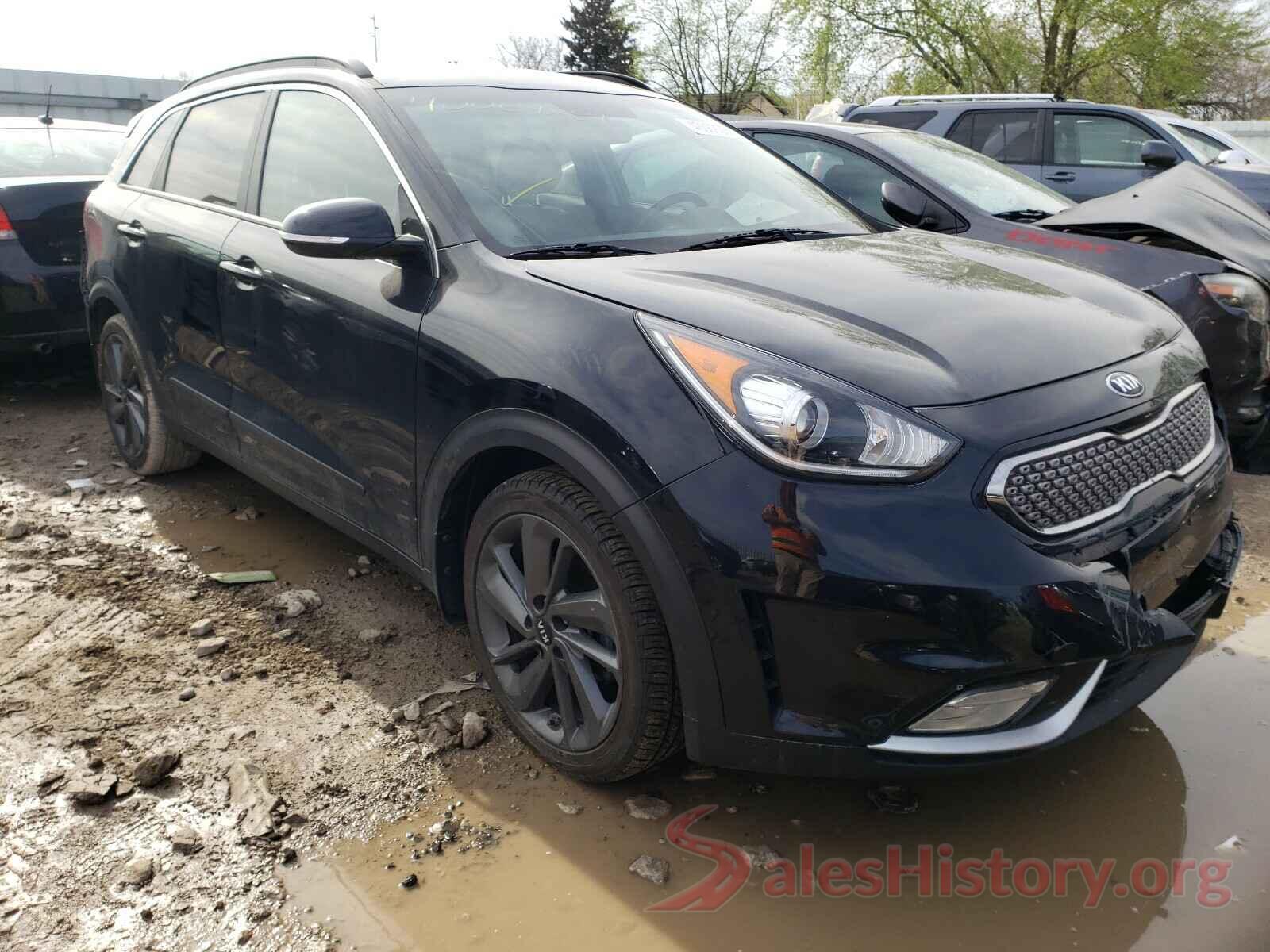 KNDCC3LC6H5077093 2017 KIA NIRO