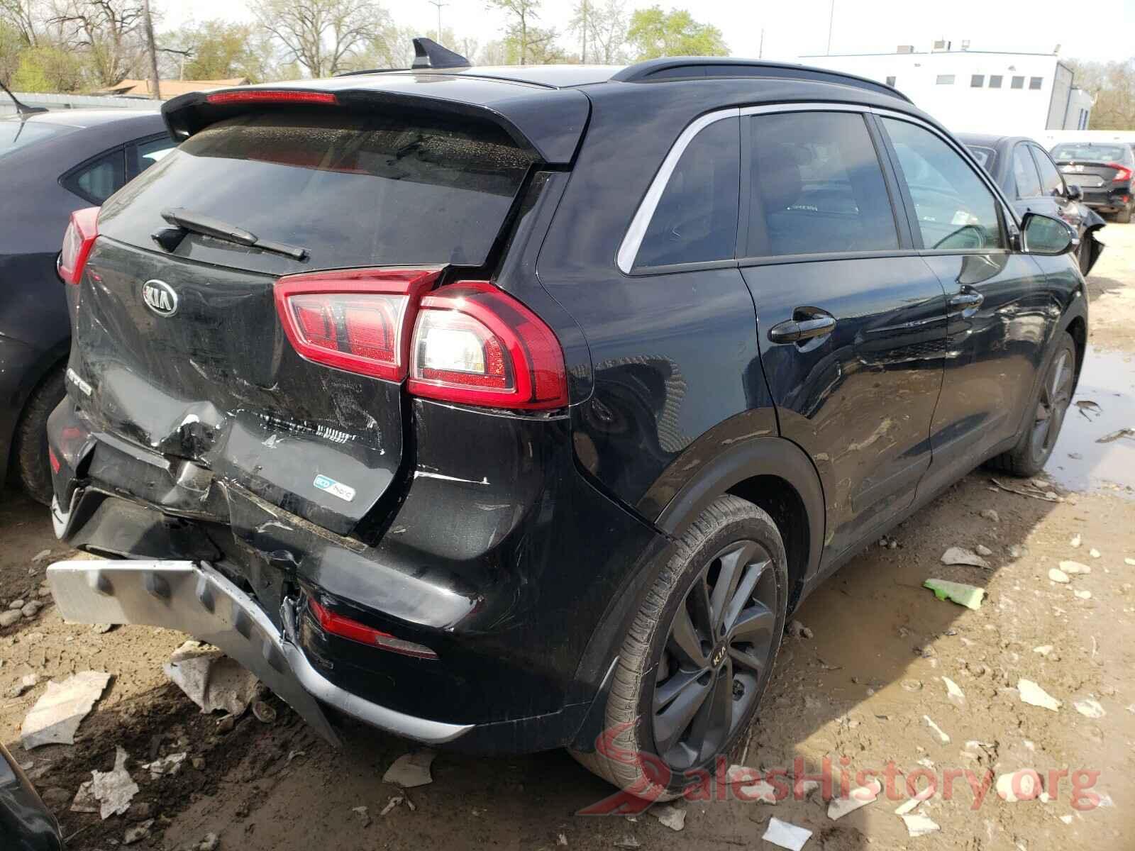 KNDCC3LC6H5077093 2017 KIA NIRO