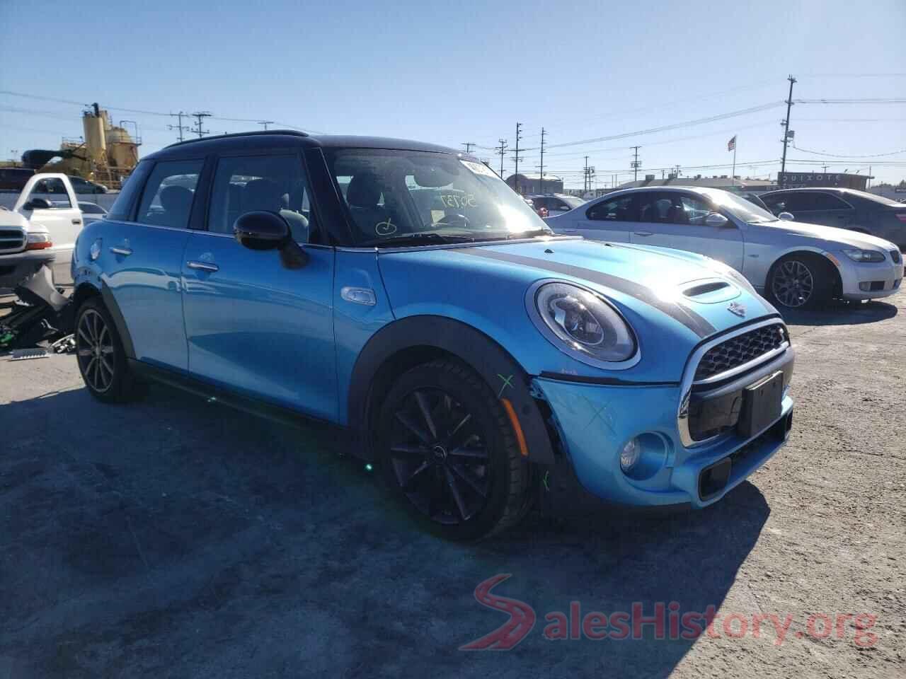 WMWXU3C50J2F51322 2018 MINI COOPER