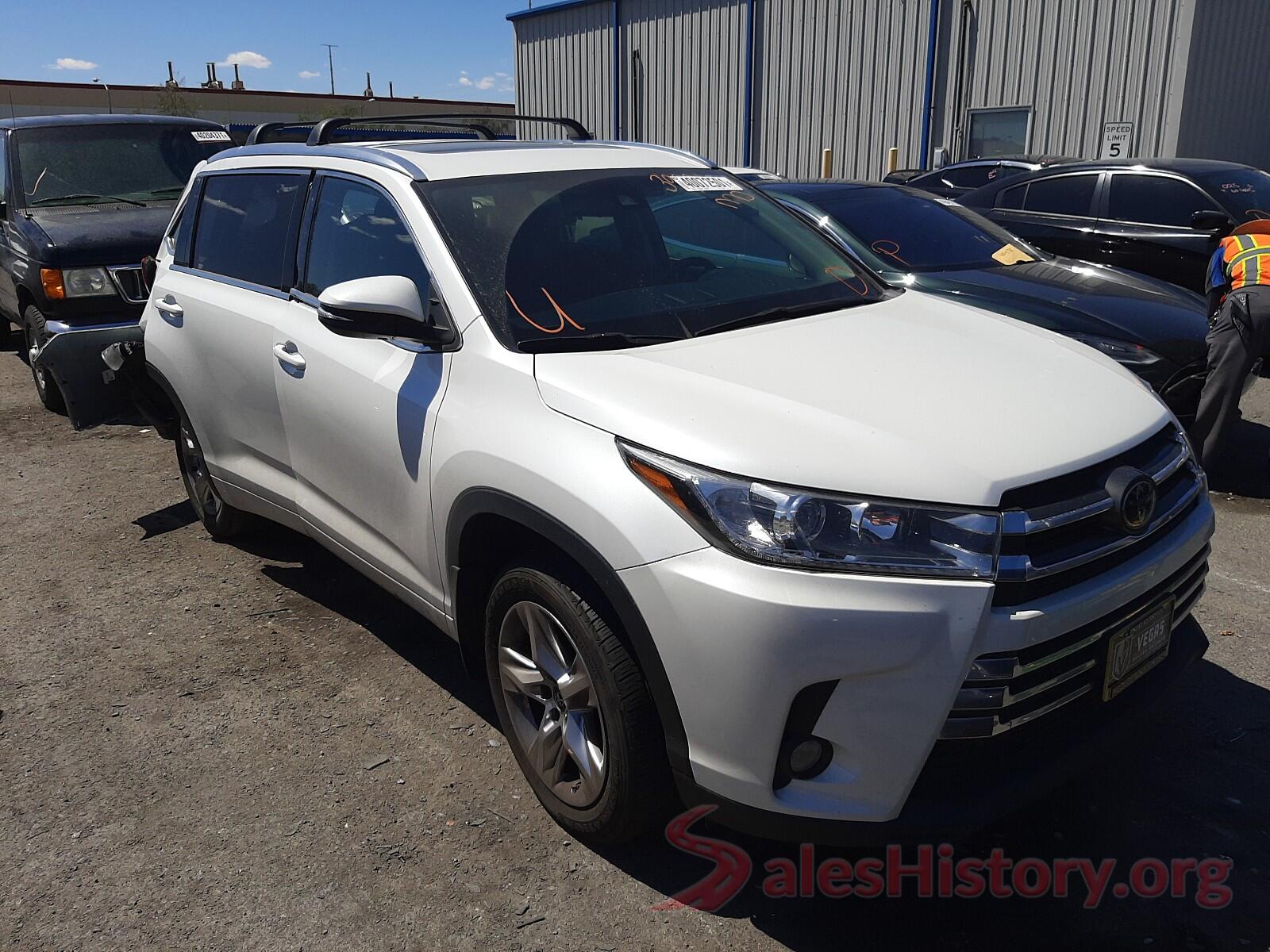 5TDDZRFH1HS383853 2017 TOYOTA HIGHLANDER