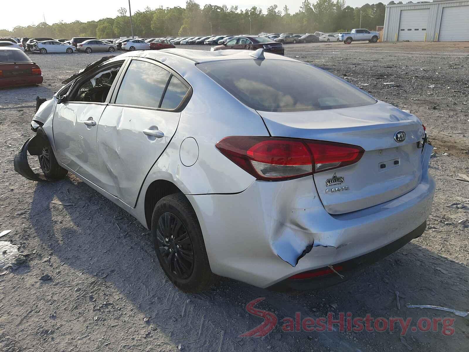 3KPFK4A7XHE050303 2017 KIA FORTE