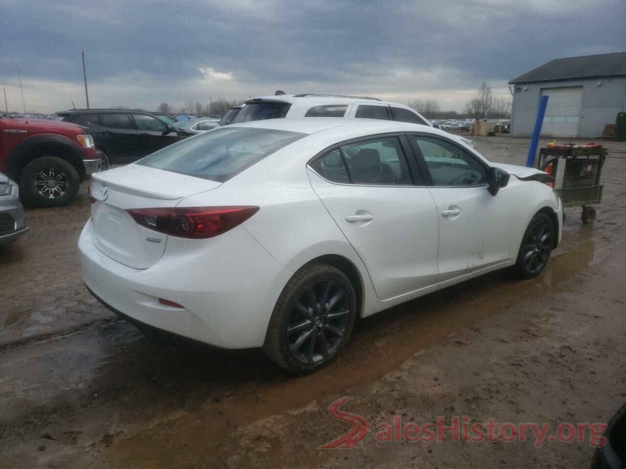 3MZBN1V39JM209669 2018 MAZDA 3