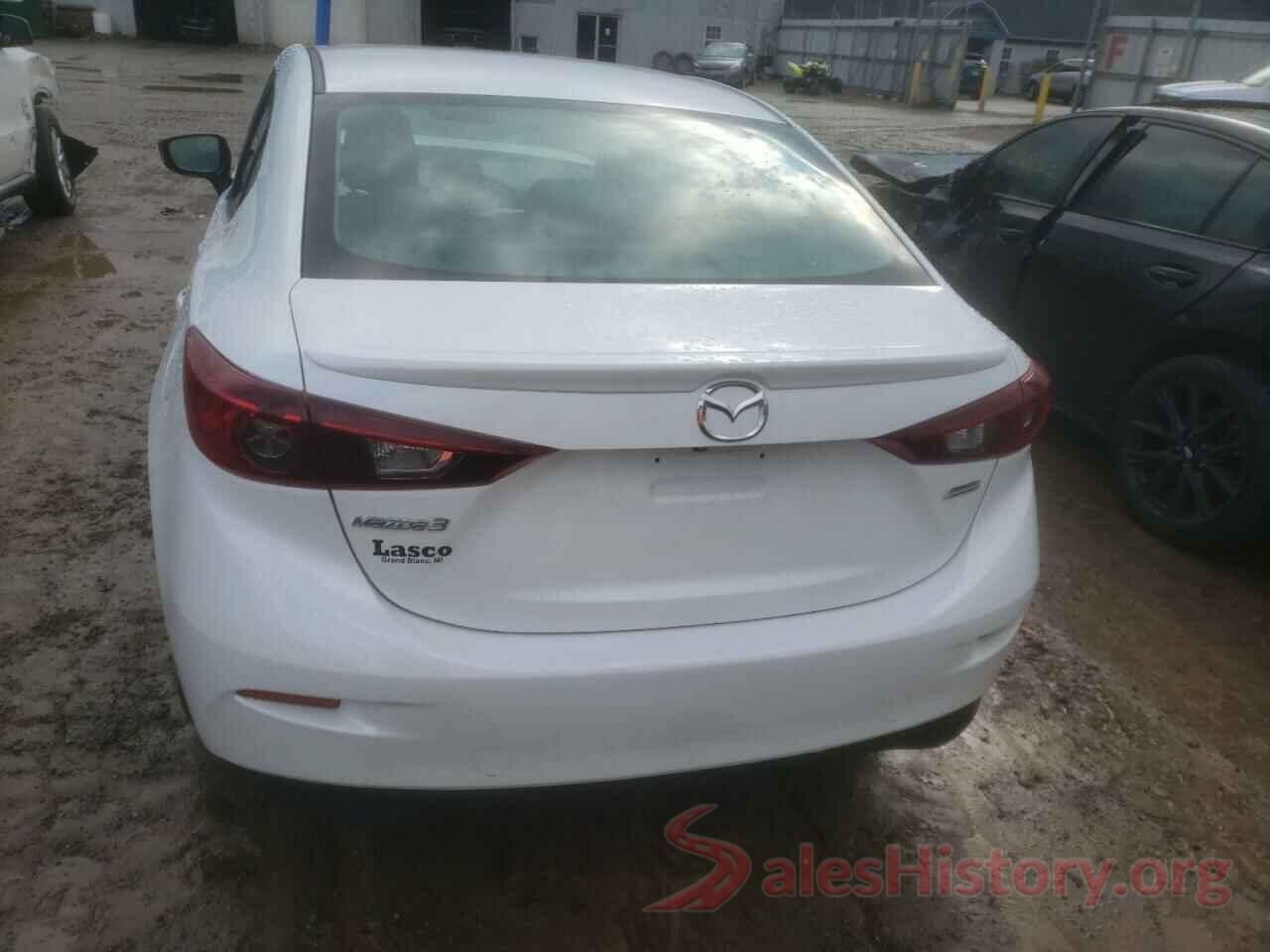 3MZBN1V39JM209669 2018 MAZDA 3