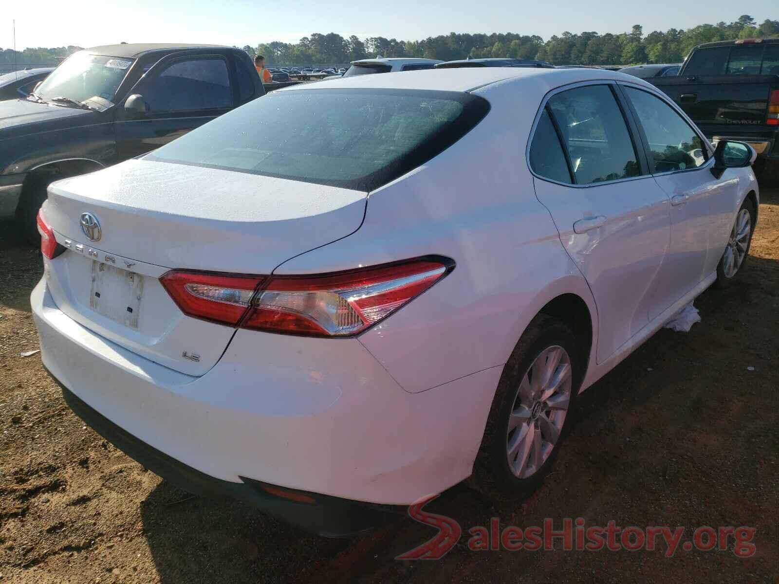 4T1B11HK3JU091062 2018 TOYOTA CAMRY