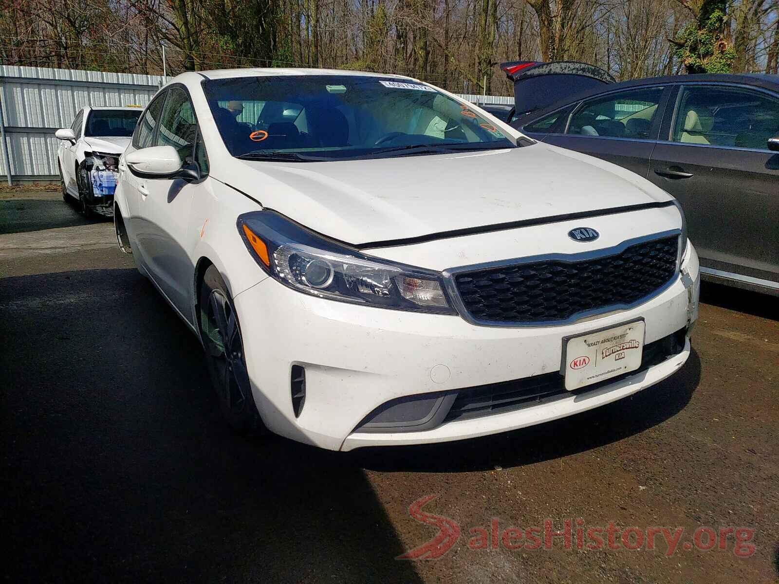 3KPFL4A72JE198187 2018 KIA FORTE