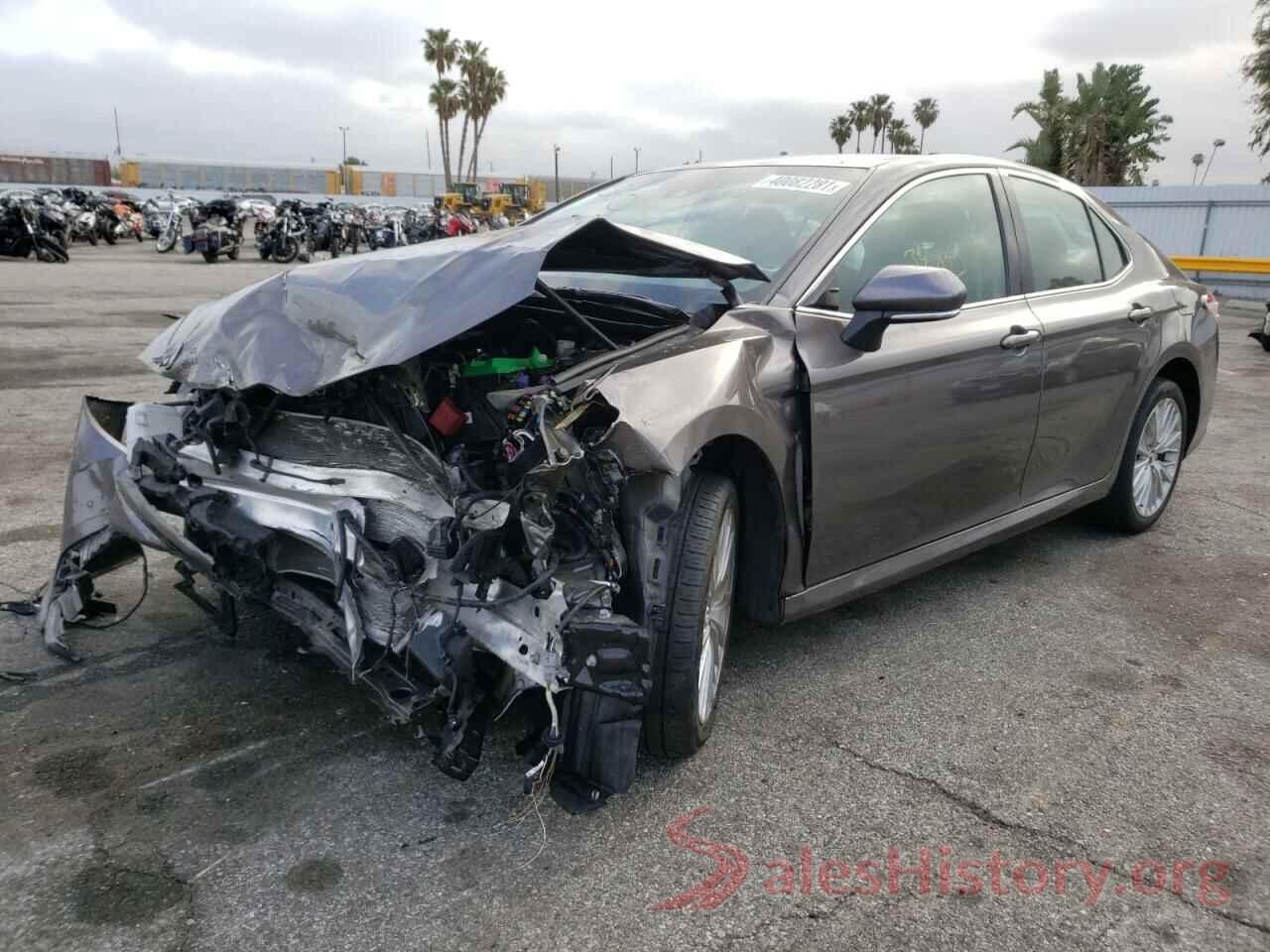 4T1B11HK4JU045739 2018 TOYOTA CAMRY