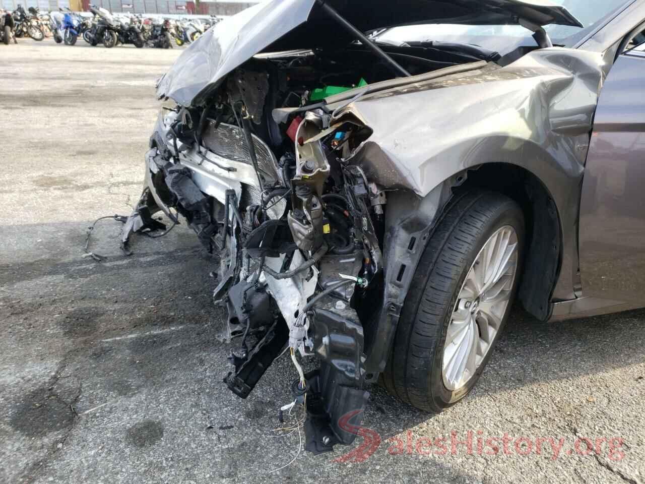 4T1B11HK4JU045739 2018 TOYOTA CAMRY