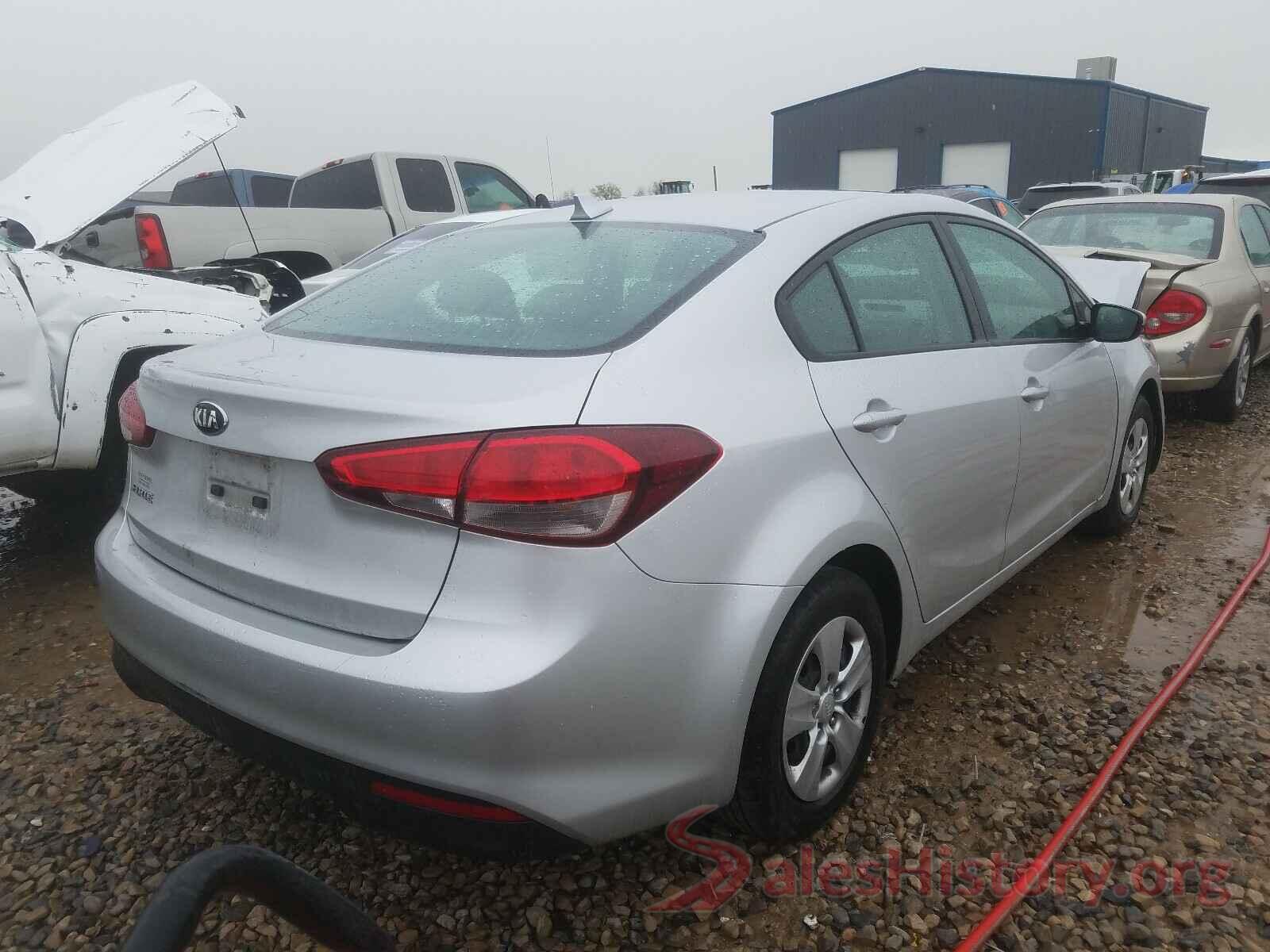 3KPFK4A79JE165030 2018 KIA FORTE