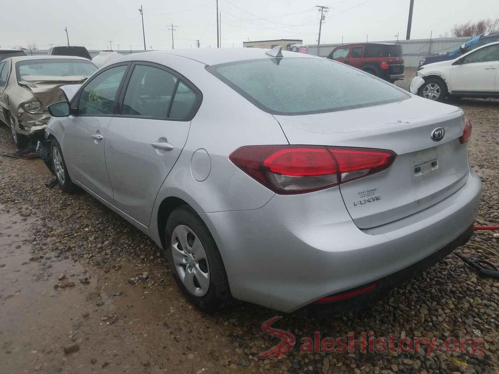 3KPFK4A79JE165030 2018 KIA FORTE