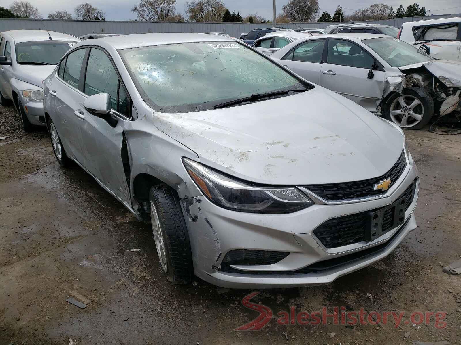 1G1BE5SM4J7163324 2018 CHEVROLET CRUZE