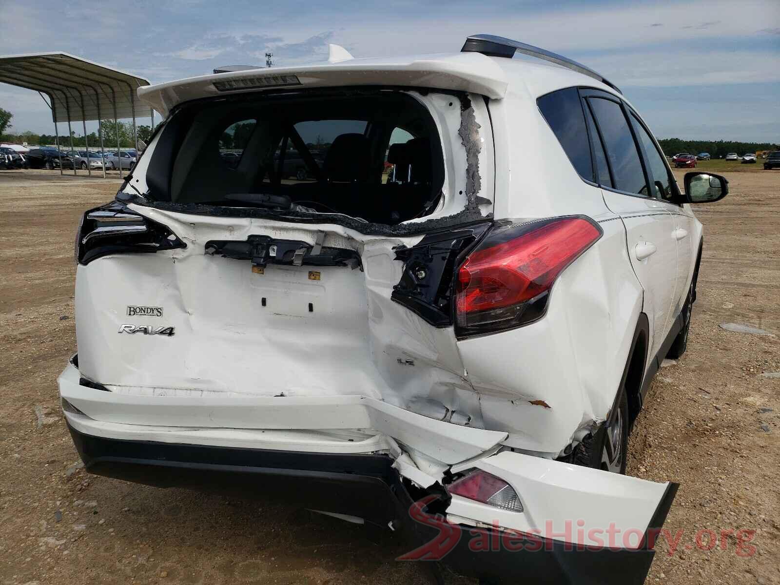 JTMZFREV8JJ168897 2018 TOYOTA RAV4