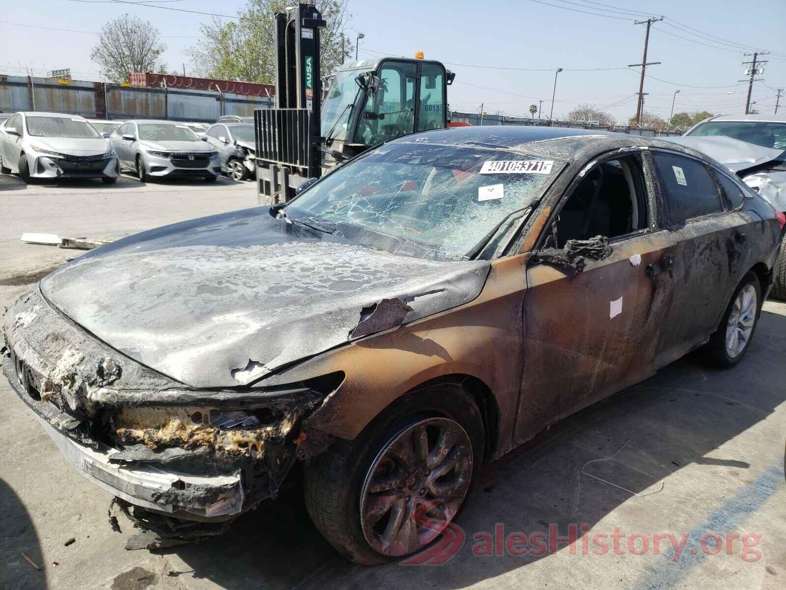 1HGCV1F13KA159646 2019 HONDA ACCORD