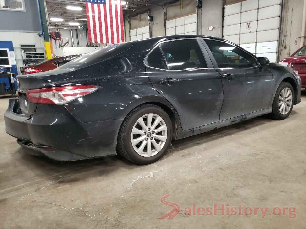 4T1B11HK6JU513857 2018 TOYOTA CAMRY