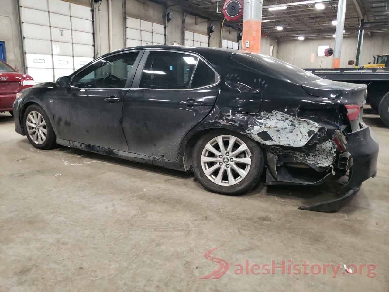 4T1B11HK6JU513857 2018 TOYOTA CAMRY