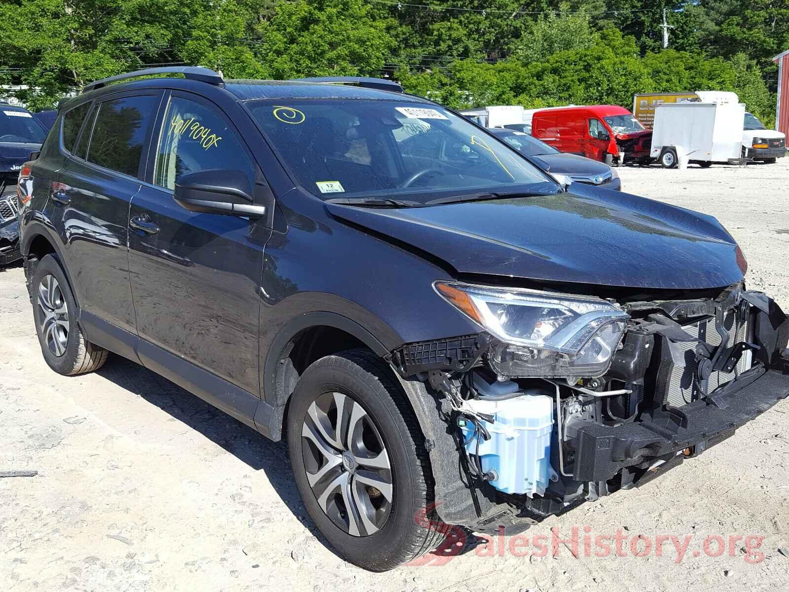 JTMBFREV2HJ129962 2017 TOYOTA RAV4