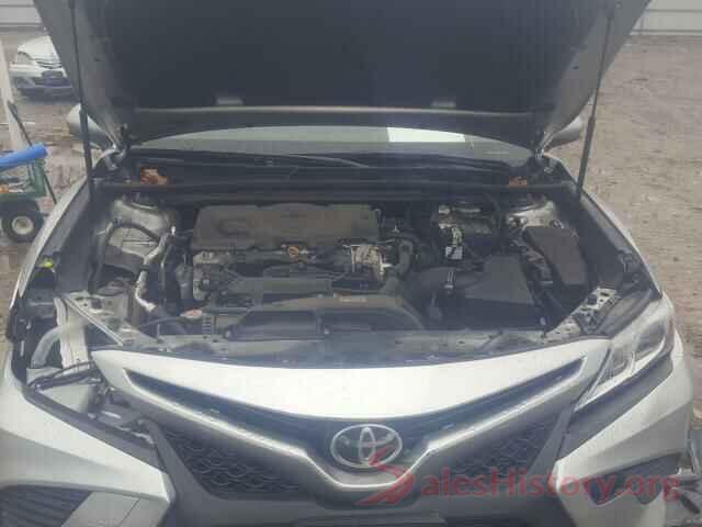 JTNB11HKXJ3016624 2018 TOYOTA CAMRY