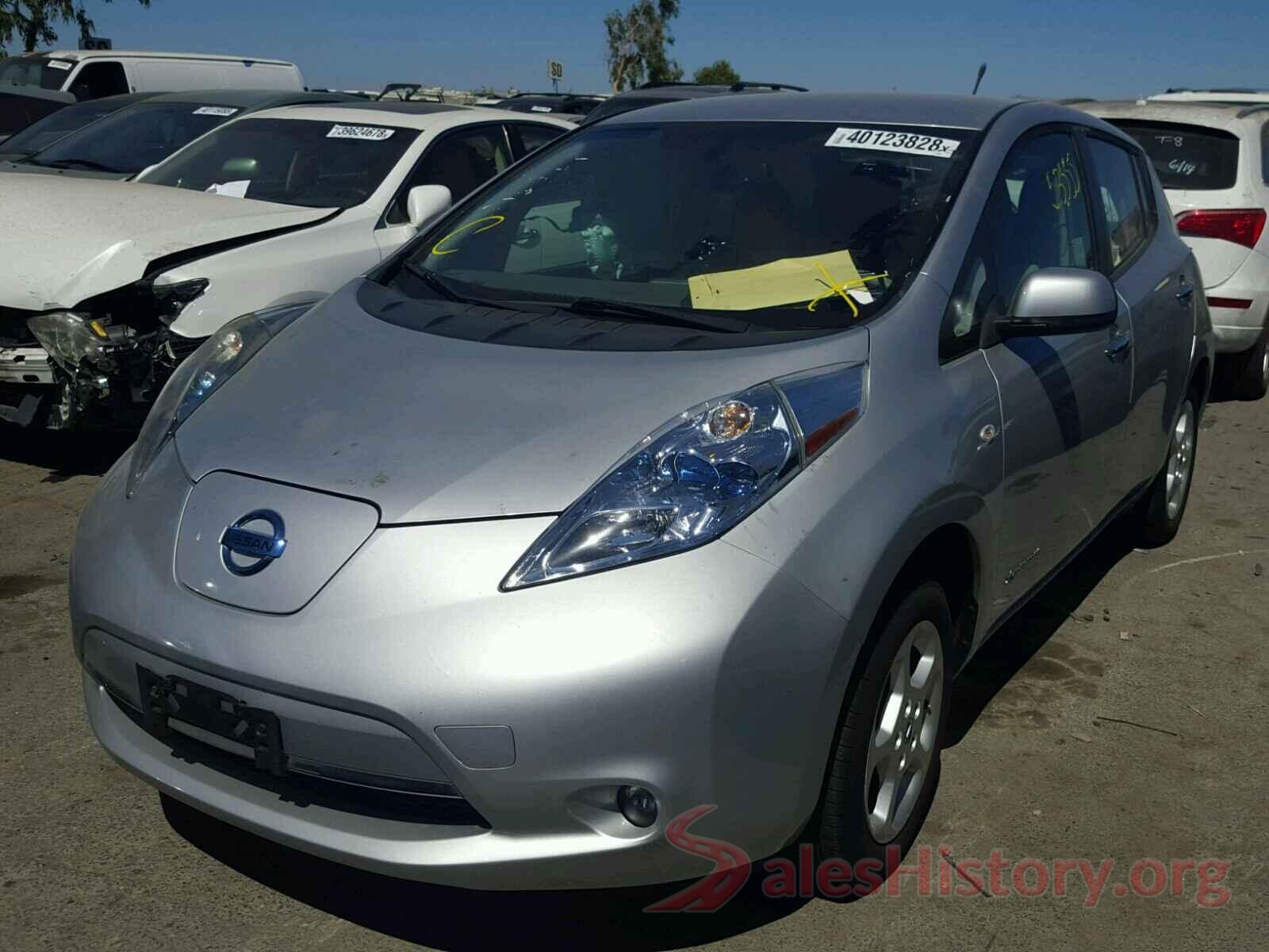 JN1AZ0CP5BT008876 2011 NISSAN LEAF