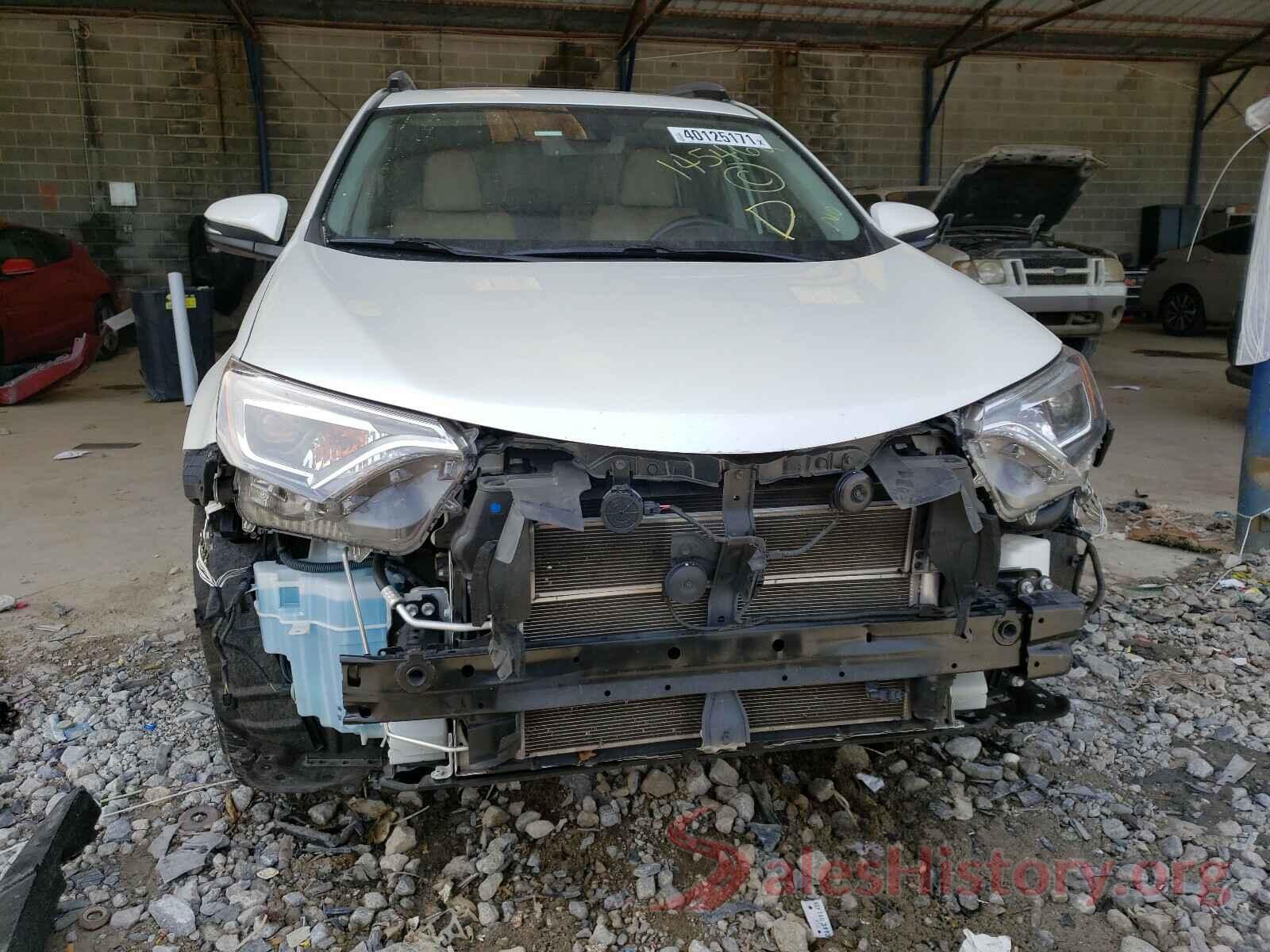 JTMDJREVXHD145462 2017 TOYOTA RAV4