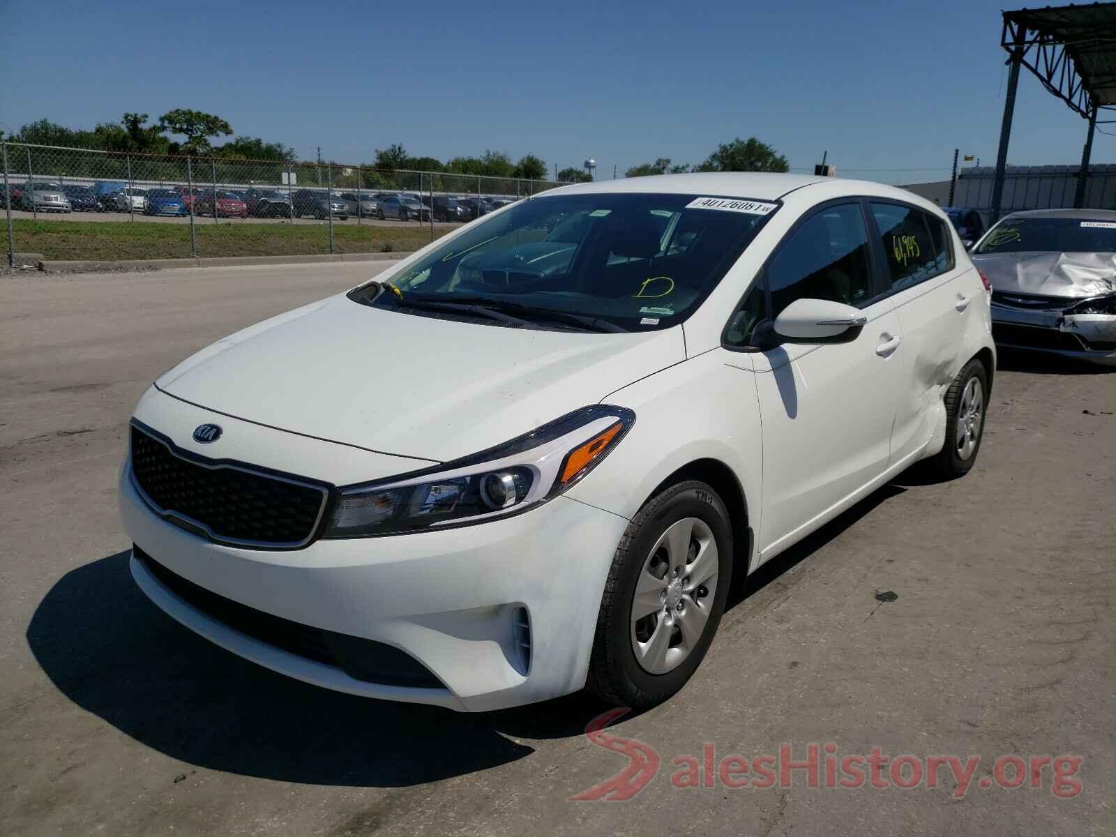 KNAFK5A80H5702823 2017 KIA FORTE