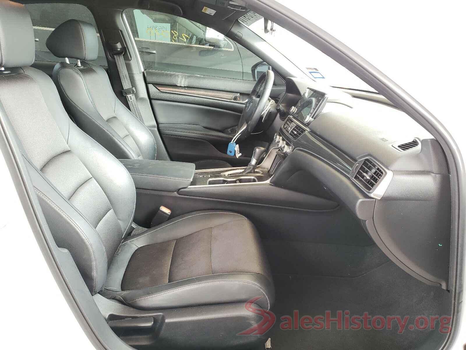 1HGCV1F3XJA252616 2018 HONDA ACCORD