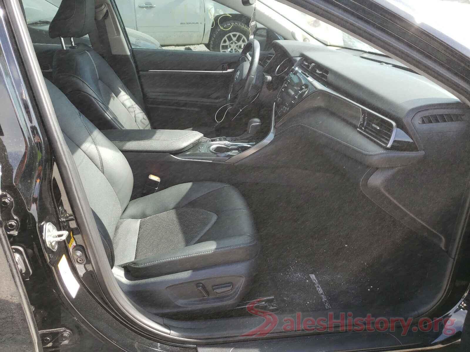 4T1B61HK6KU741893 2019 TOYOTA CAMRY