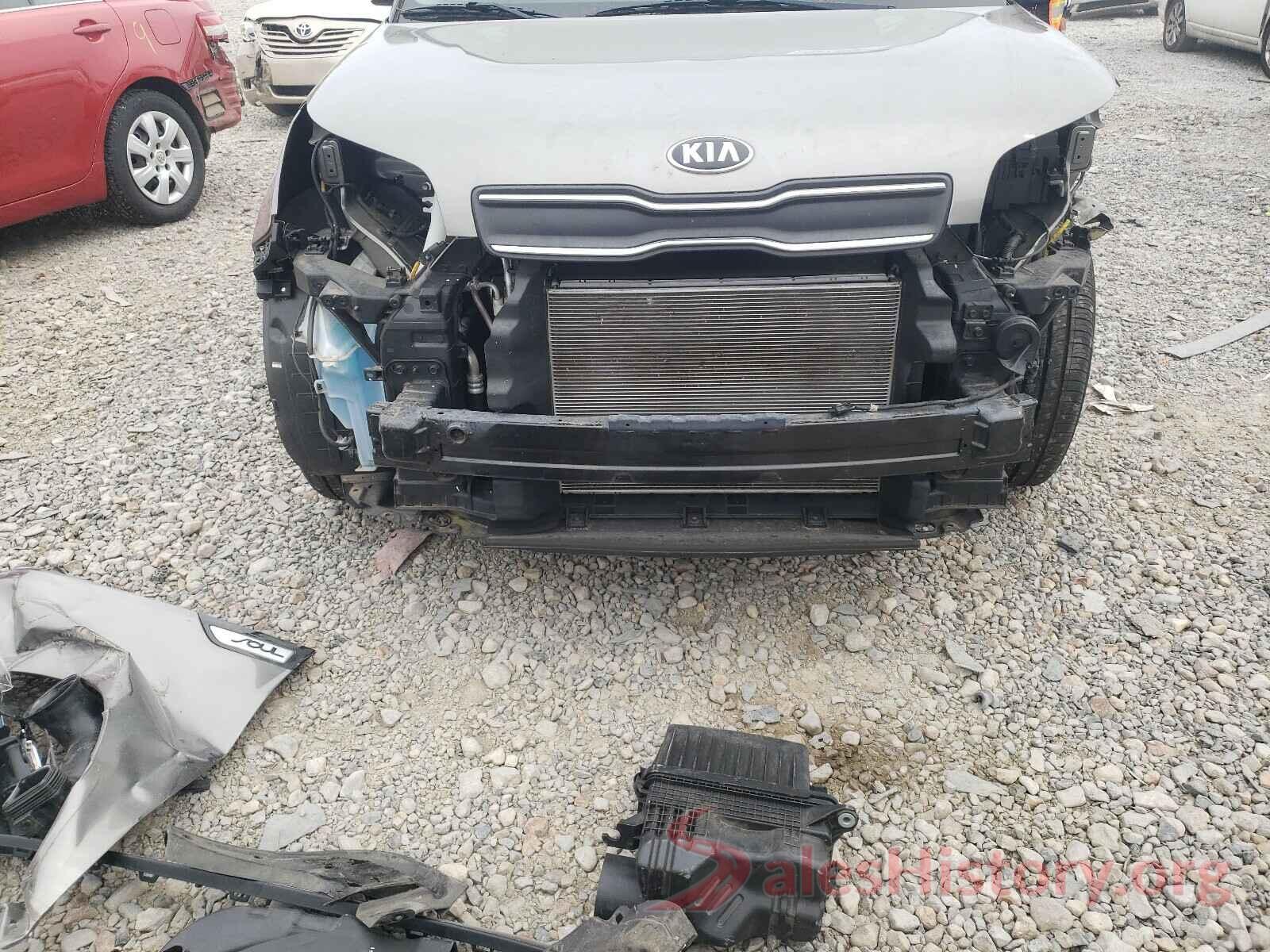 KNDJN2A27J7504538 2018 KIA SOUL