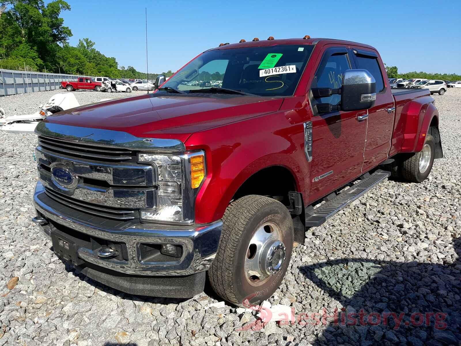 1FT8W3DT1HEE41822 2017 FORD F350