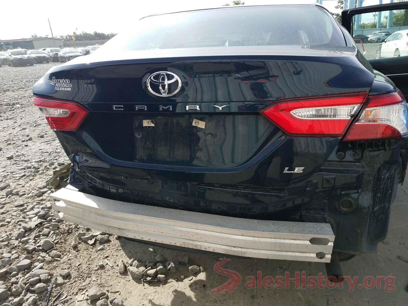 4T1B11HK3JU529319 2018 TOYOTA CAMRY