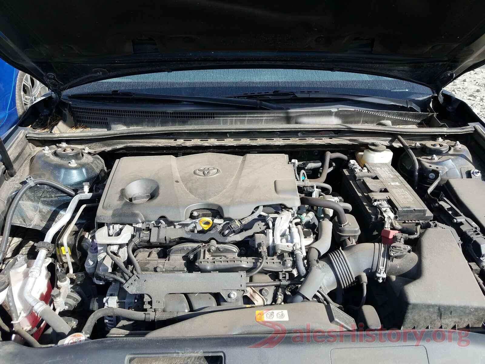 4T1B11HK3JU529319 2018 TOYOTA CAMRY