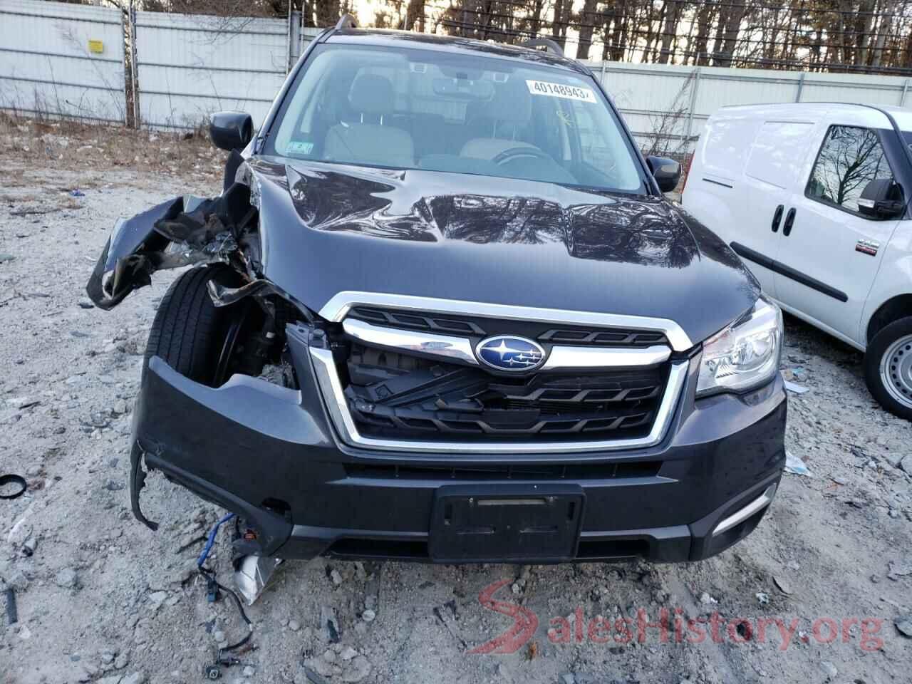 JF2SJAGC4JH547305 2018 SUBARU FORESTER