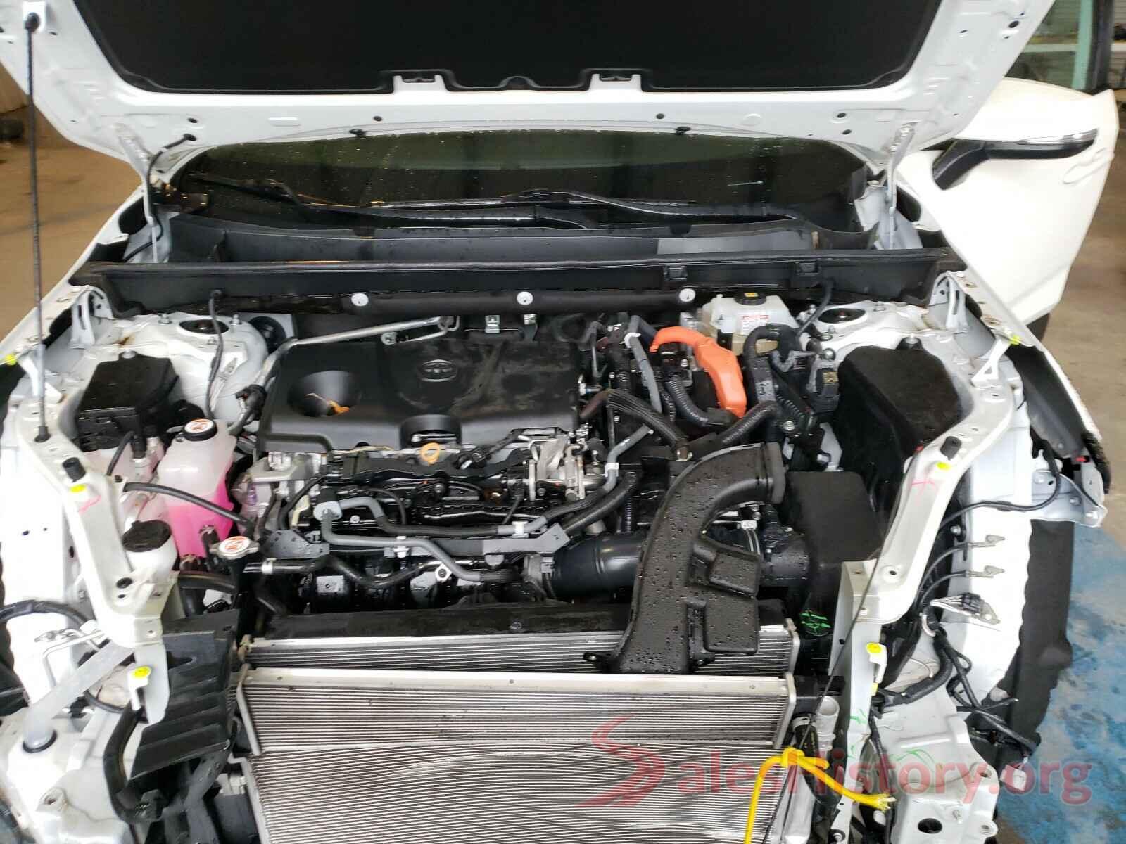 2T3MWRFV3KW004968 2019 TOYOTA RAV4