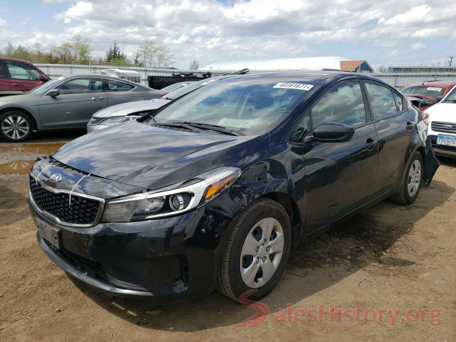 3KPFK4A72HE136415 2017 KIA FORTE