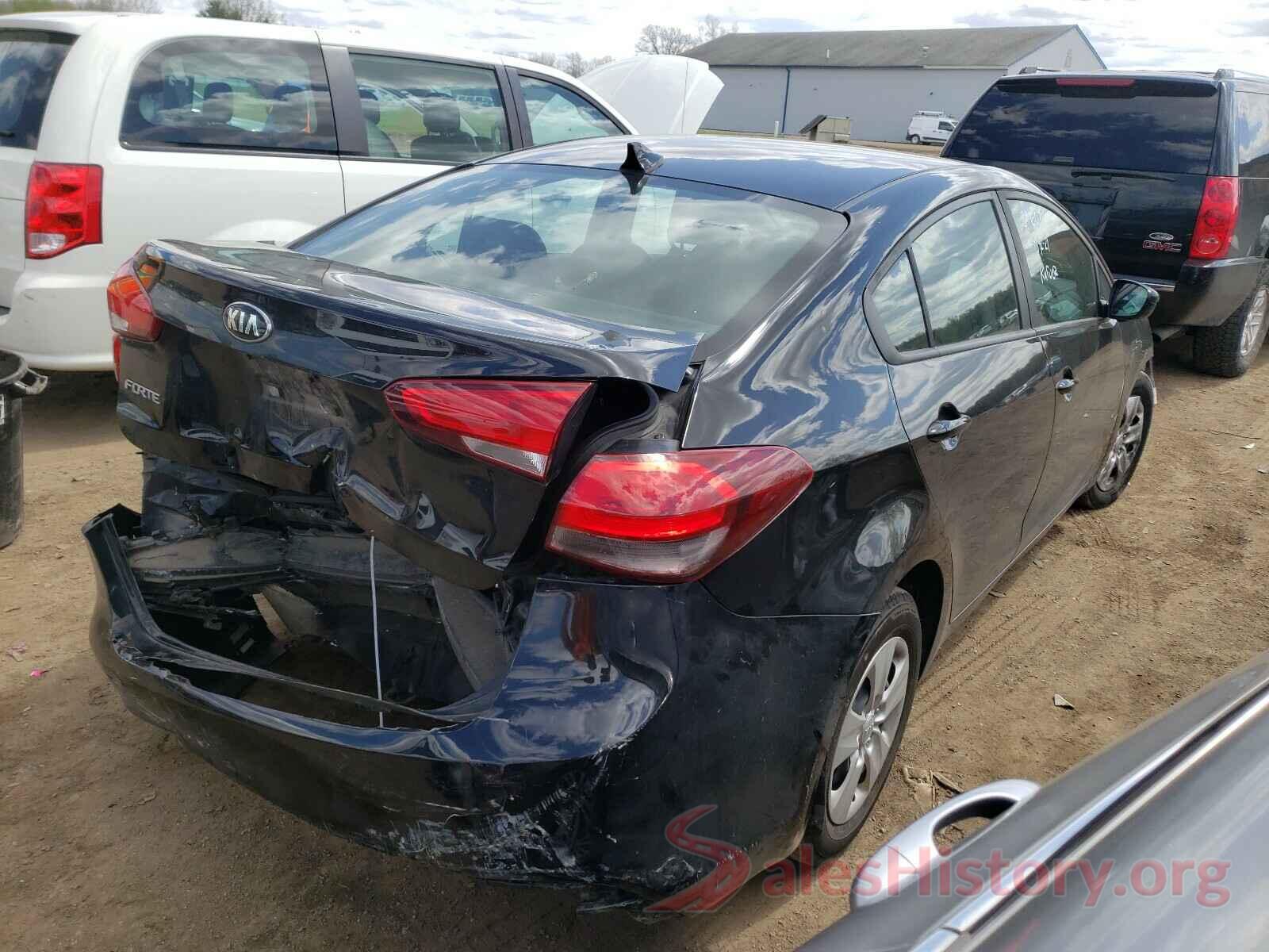 3KPFK4A72HE136415 2017 KIA FORTE