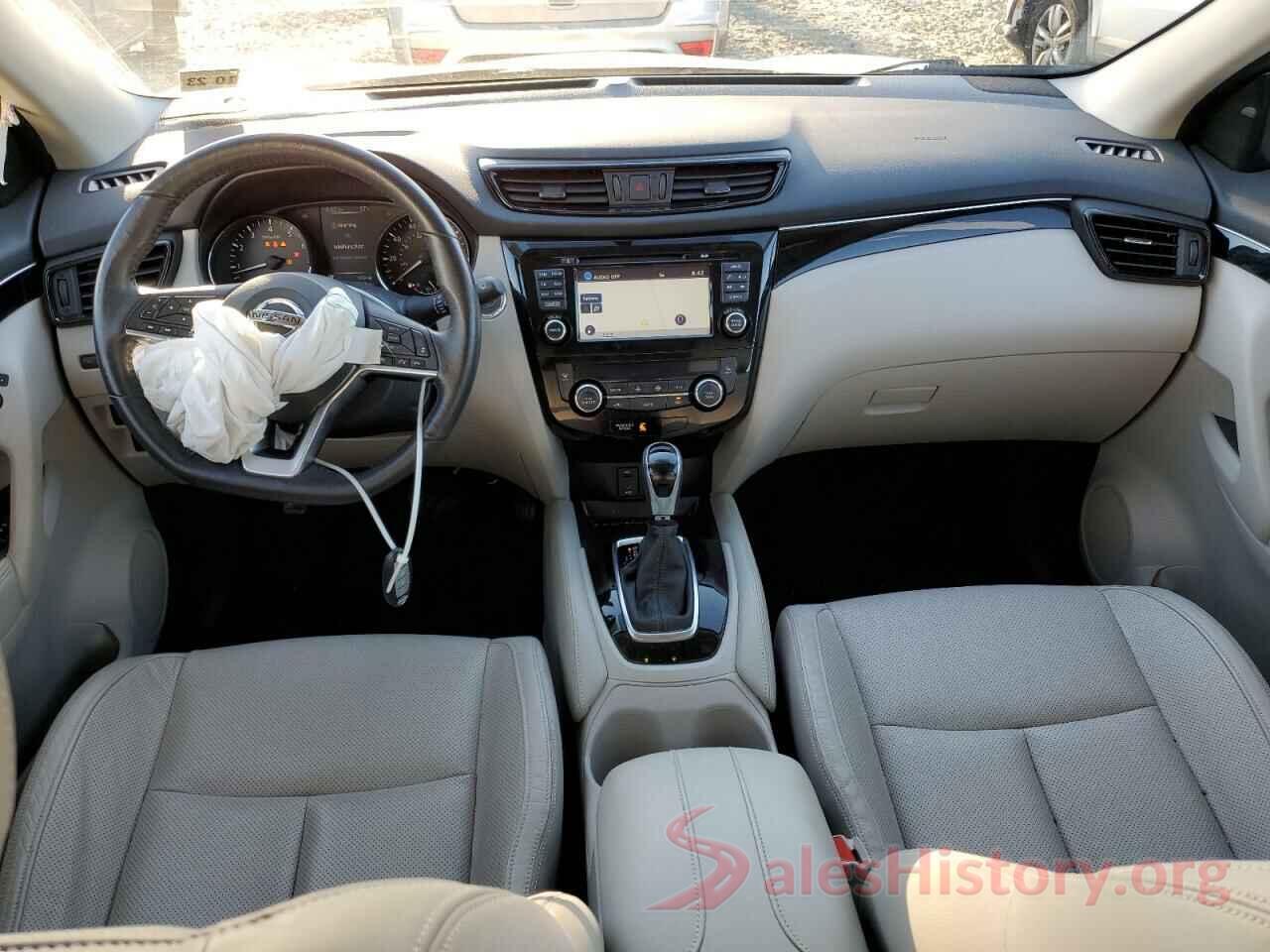 JN1BJ1CR0JW285368 2018 NISSAN ROGUE