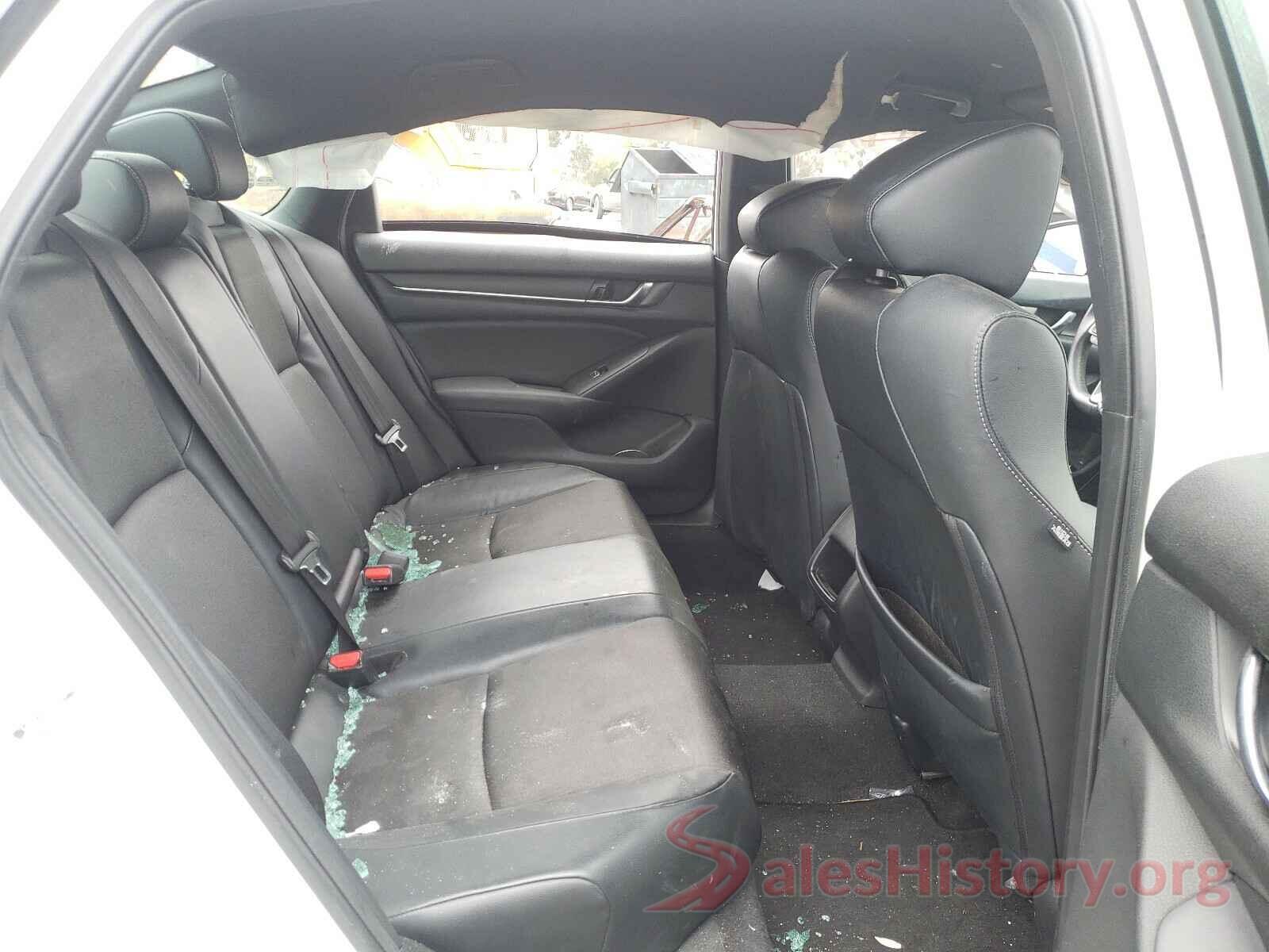 1HGCV1F32JA204351 2018 HONDA ACCORD