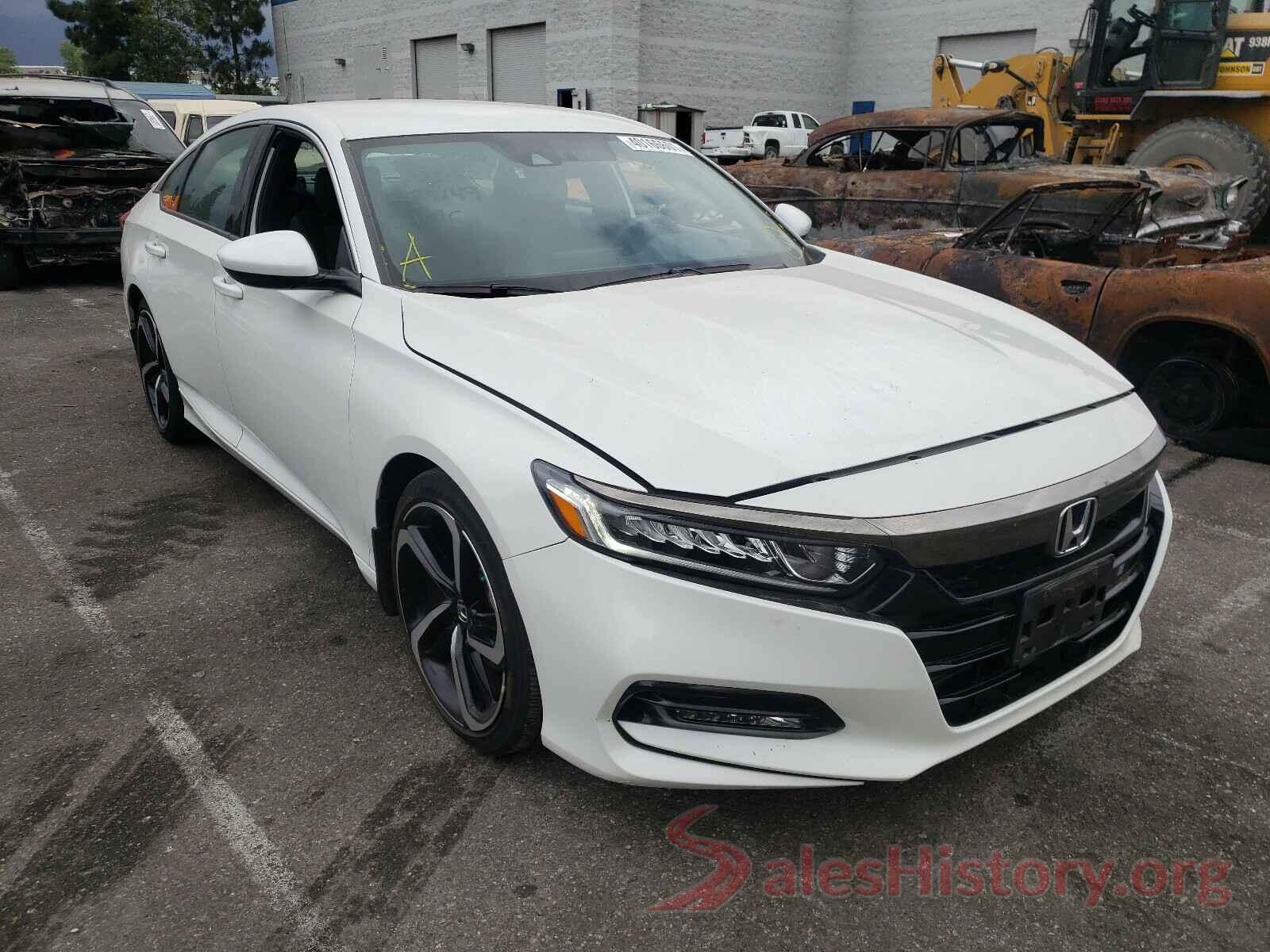 1HGCV1F32JA204351 2018 HONDA ACCORD