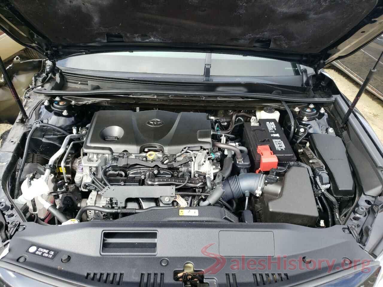 4T1B11HK2JU588264 2018 TOYOTA CAMRY